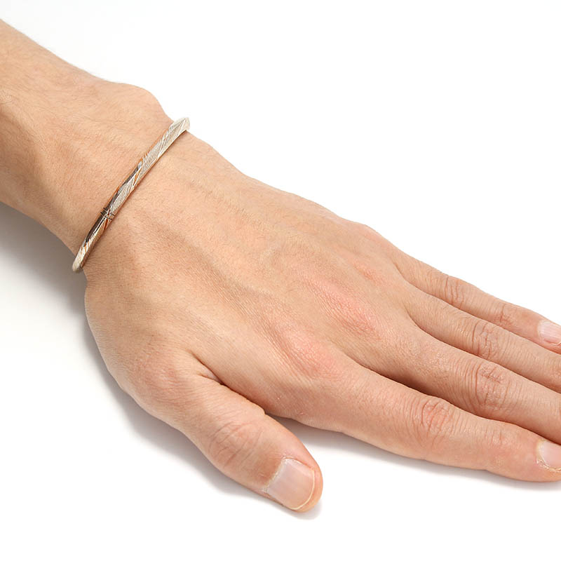 Suman Dhakhwa（スーマンダックワ） Square MOKUME Cuff（スクエア