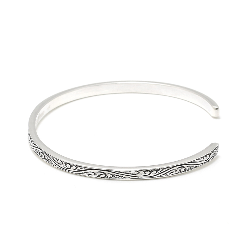 Suman Dhakhwa（スーマンダックワ） Carved Narrow Cuff（カーヴド