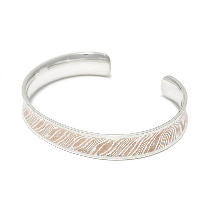 Suman Dhakhwa（スーマンダックワ） MOKUME Curvature Bracelet
