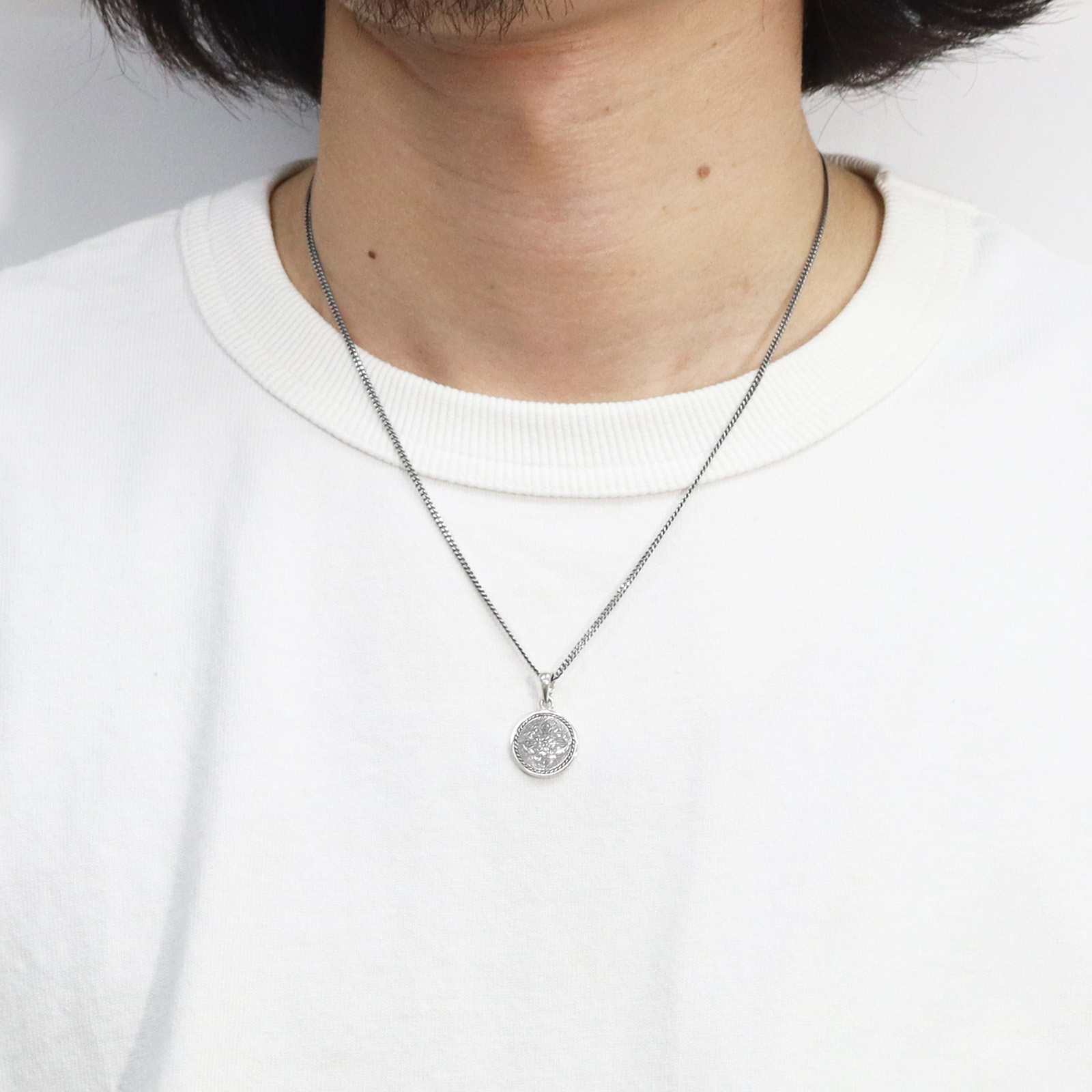 Suman Dhakhwa（スーマンダックワ） Double Dorje Coin Pendant