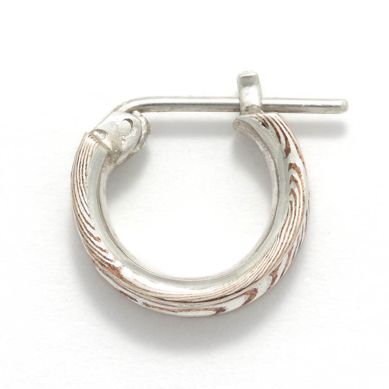 Suman Dhakhwa（スーマンダックワ） MOKUME Curvature Hoop Pierce