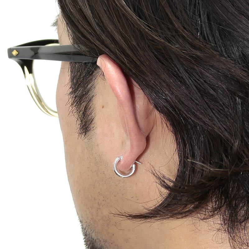 Suman Dhakhwa（スーマンダックワ） MOKUME Curvature Hoop Pierce