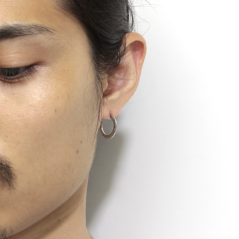 Suman Dhakhwa（スーマンダックワ） Eternal Carving Hoop Pierce