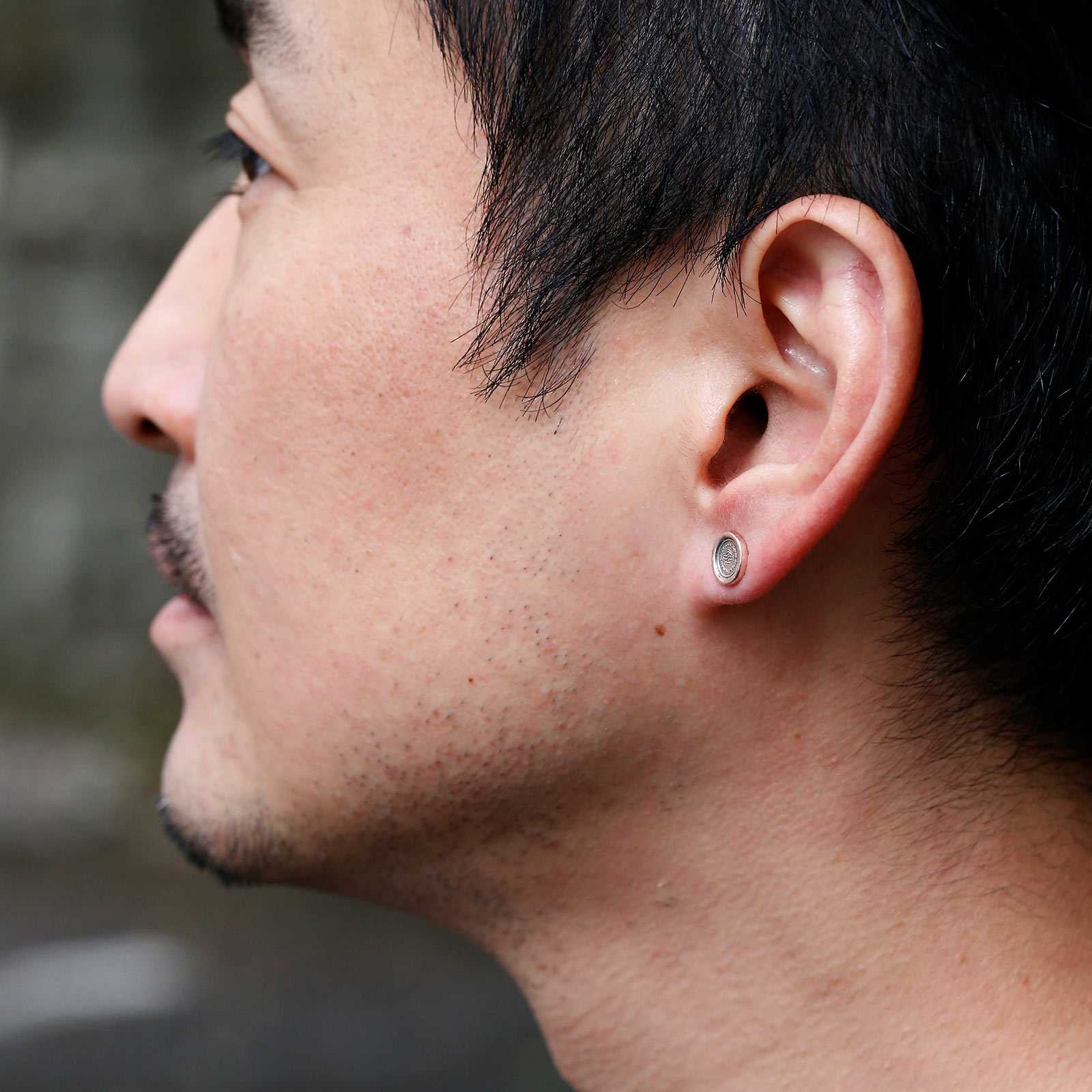 Suman Dhakhwa（スーマンダックワ） Coin Pierce（コインピアス）