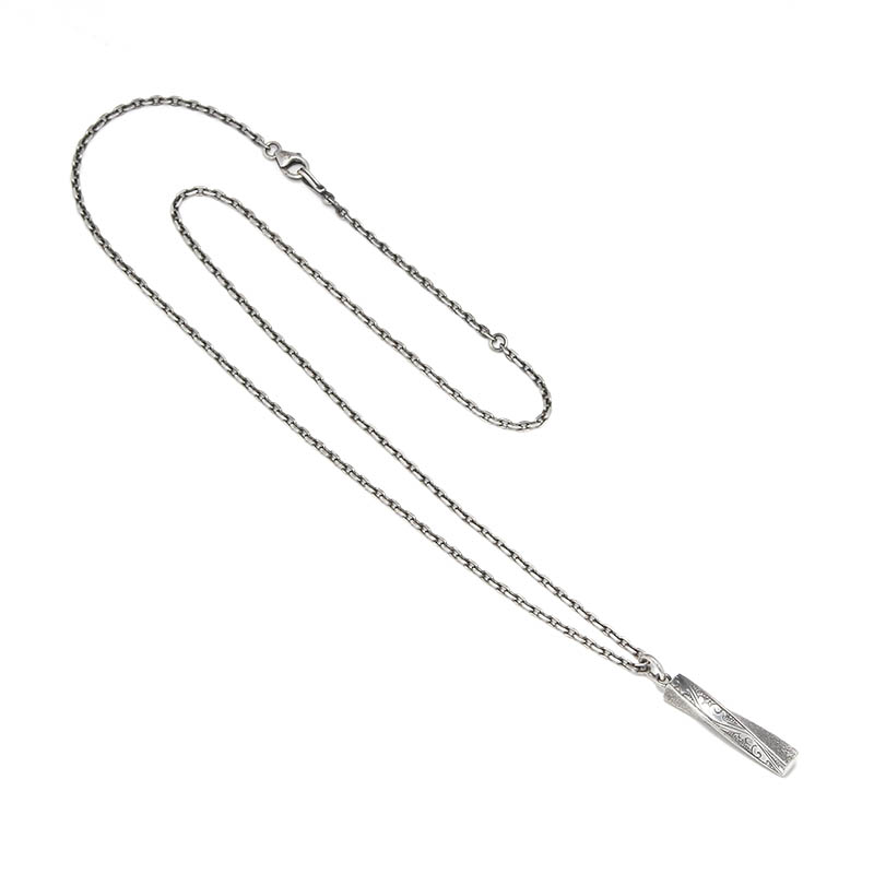Suman Dhakhwa（スーマンダックワ） Twisted Bar Necklace