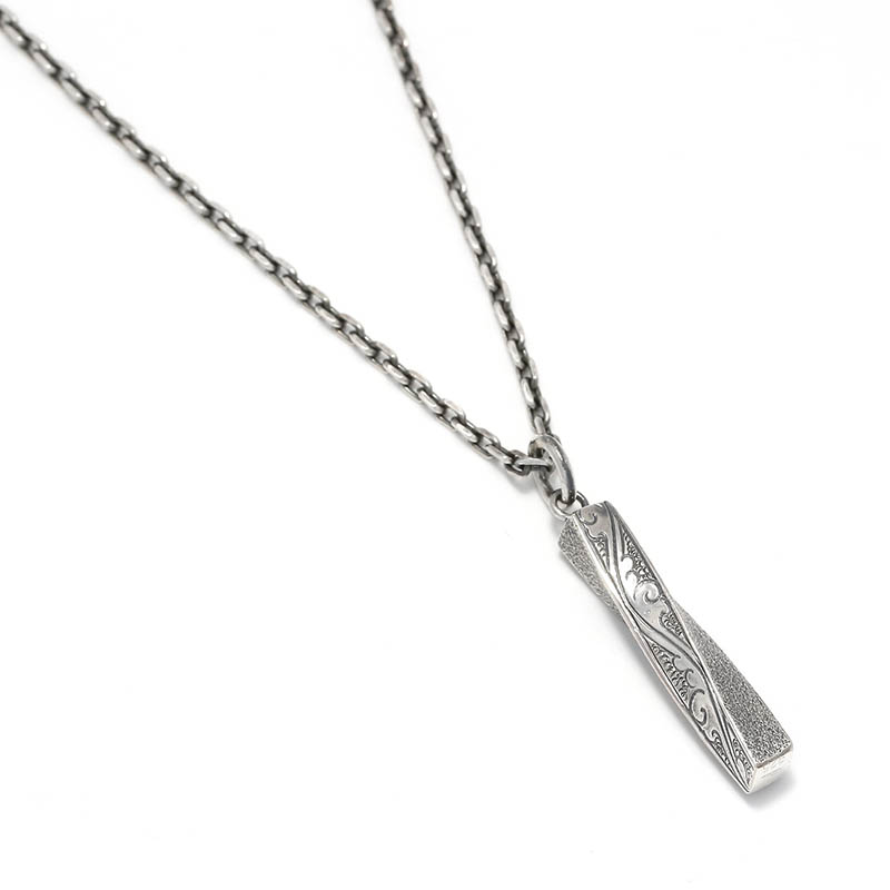 Suman Dhakhwa（スーマンダックワ） Twisted Bar Necklace