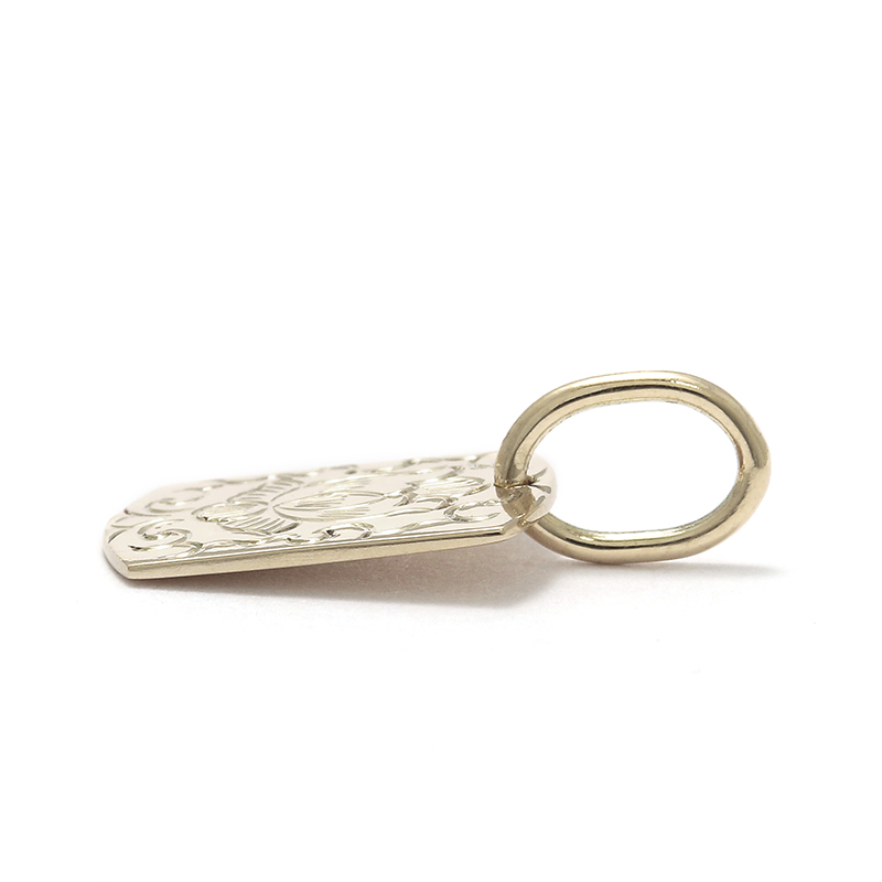 Suman Dhakhwa（スーマンダックワ） 10K YG Lotus Carved Dog Tag（10K