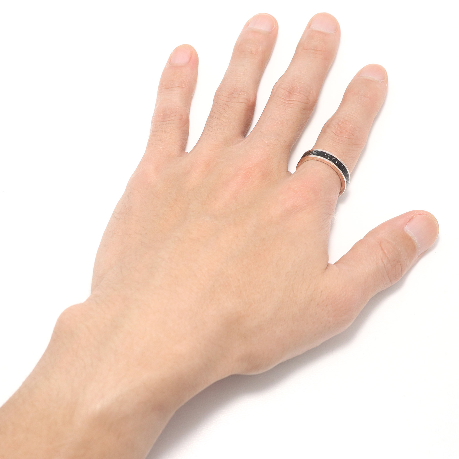 Suman Dhakhwa(スーマンダックワ) Powder Ring(パウダーリング) Suman Dhakhwa(スーマンダックワ) Powder Ring(パウダーリング)