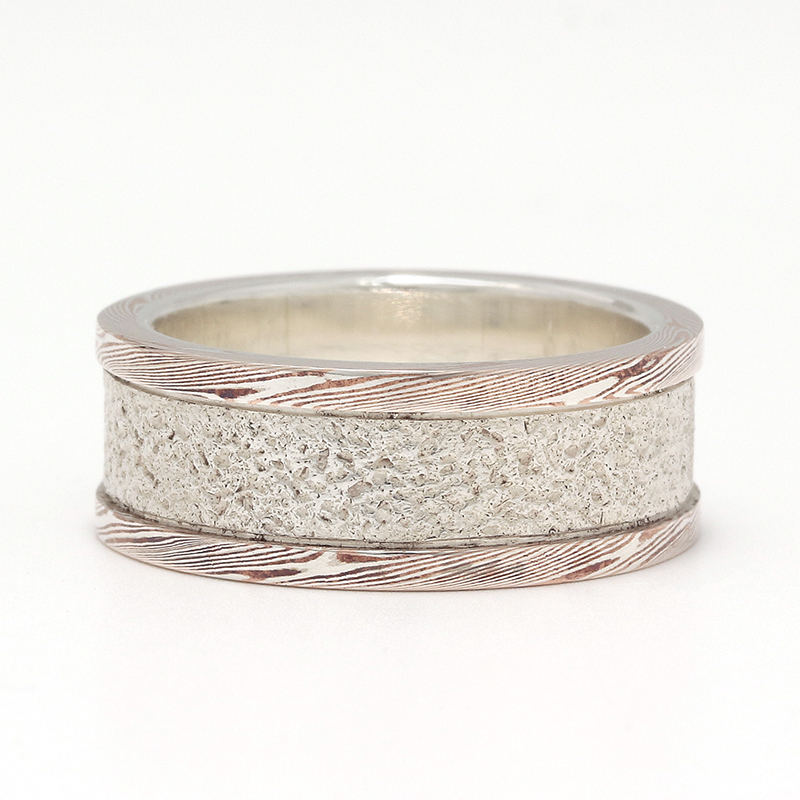 Suman Dhakhwa（スーマンダックワ） MOKUME Border Sandblast Ring