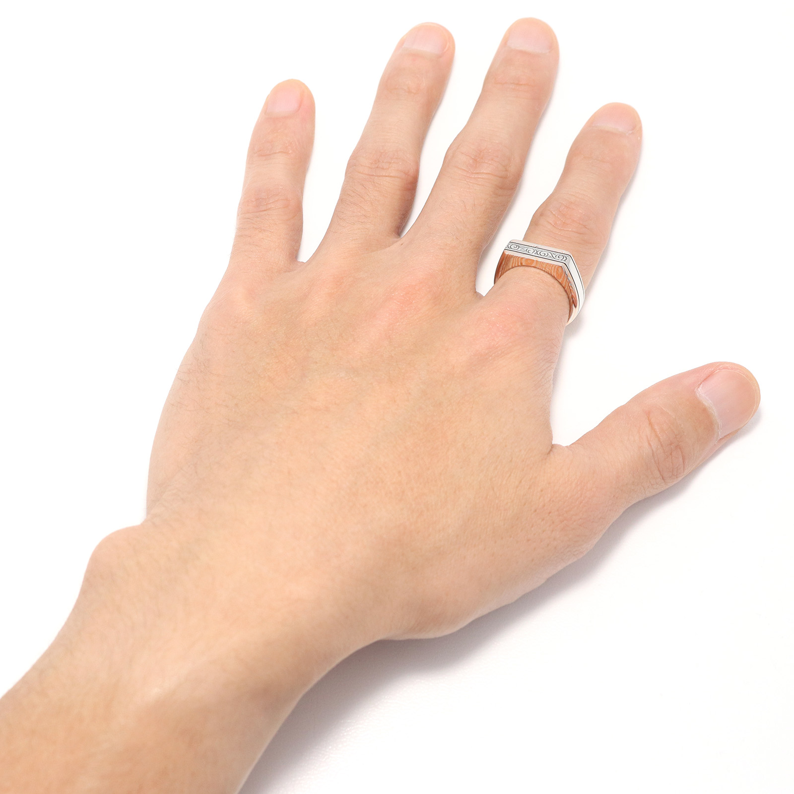Suman Dhakhwa（スーマンダックワ） MOKUME Border Carved Signet Ring 