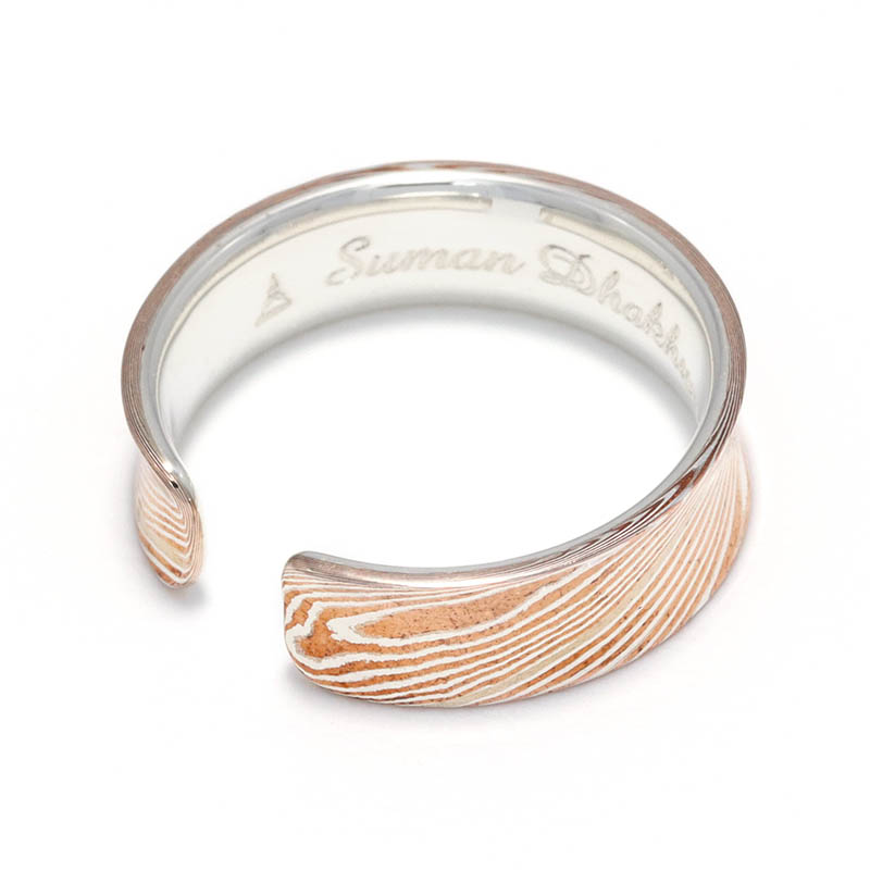 Suman Dhakhwa（スーマンダックワ） MOKUME Curvature Open Ring