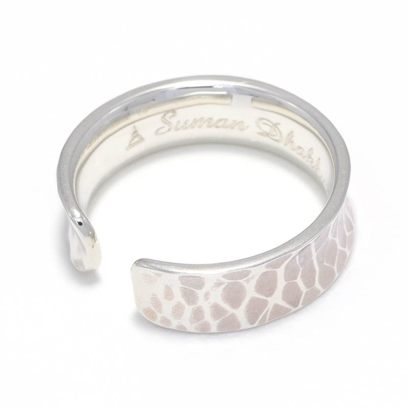 Suman Dhakhwa（スーマンダックワ） Silver Hammered Curvature Open