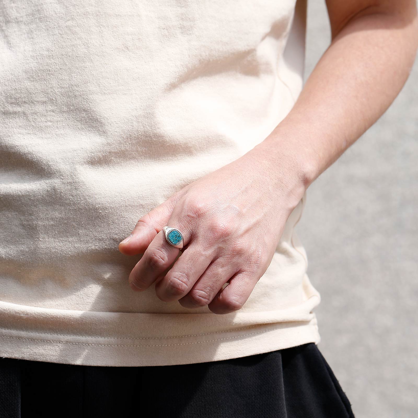 Suman Dhakhwa（スーマンダックワ） Square Signet Ring（スクエア