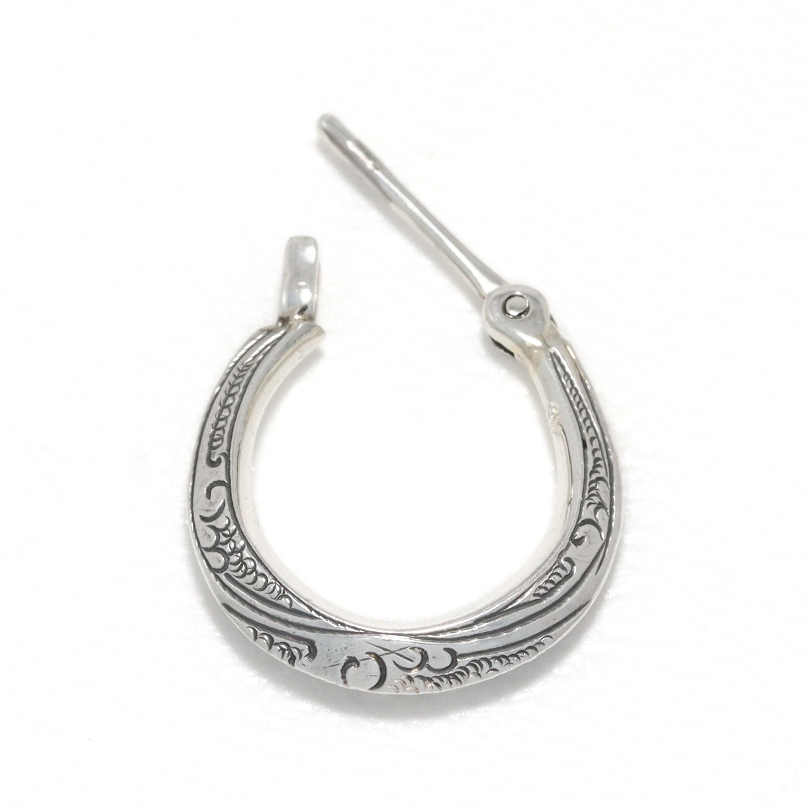 PLOW ハグムーンピアス　Sサイズ　現行品 SYMPATHY OF SOUL（シンパシーオブソウル） Moon Hoop Pierce