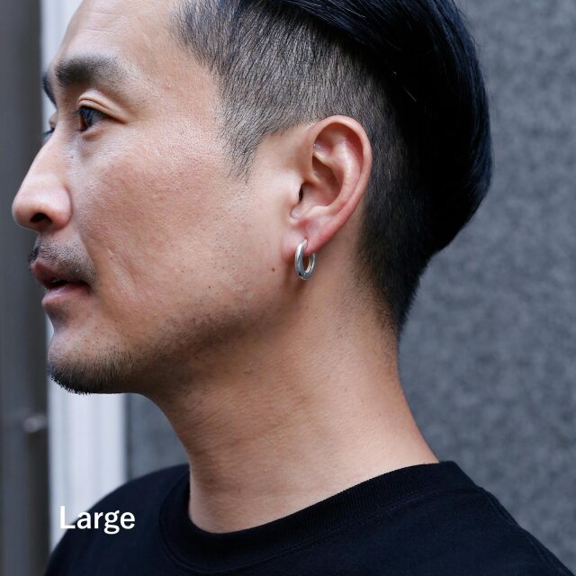 ルーンフープピアス
