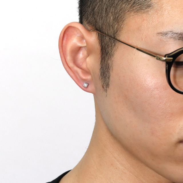 CUBE PIERCE - Silver w/CZ