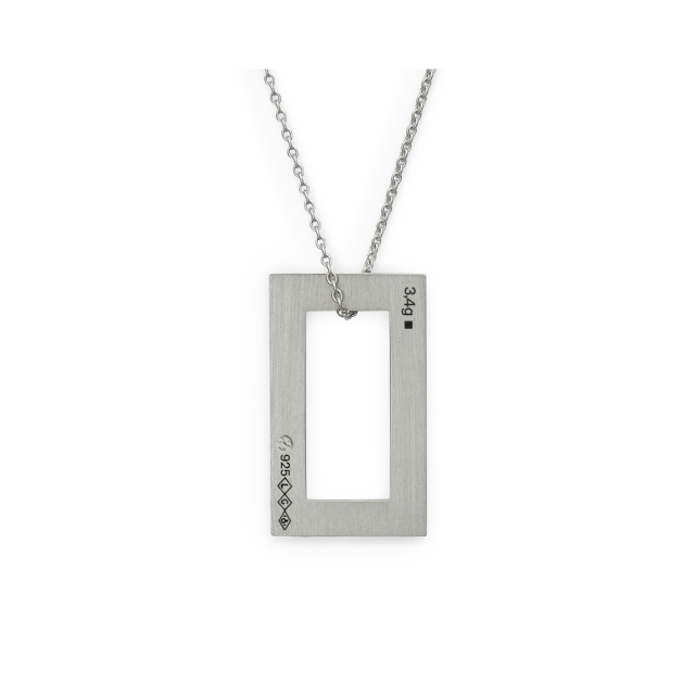 3.4g rectangle pendant with a chain