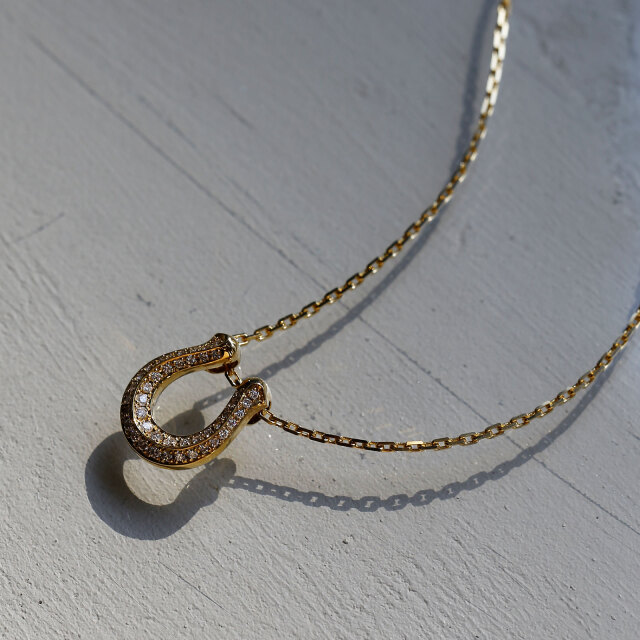 idge Horseshoe Necklace Large - K18Yellow Gold w/Diamond