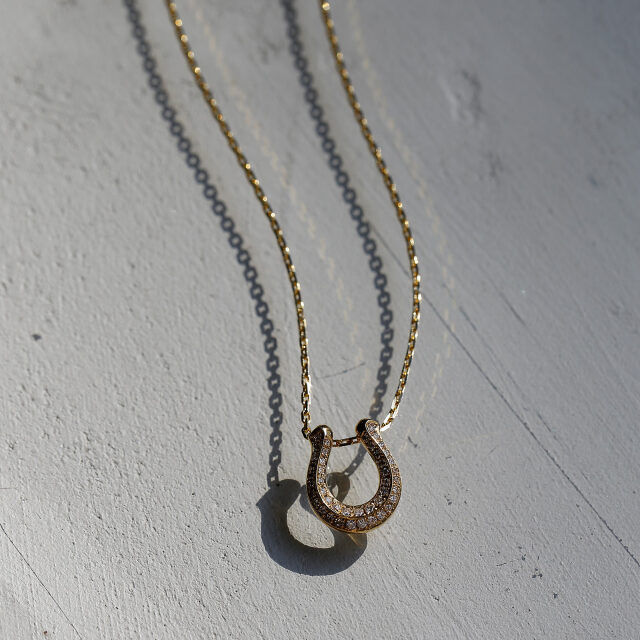 idge Horseshoe Necklace Large - K18Yellow Gold w/Diamond