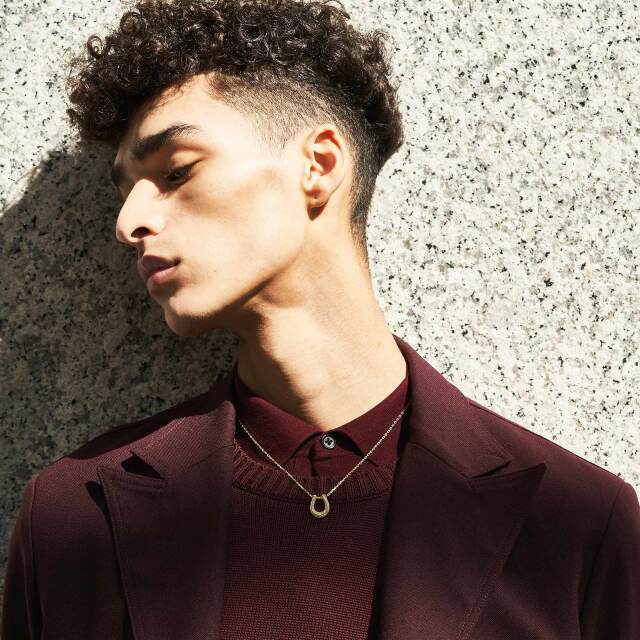 Ridge Horseshoe Necklace Large - K18Yellow Gold w/Diamond