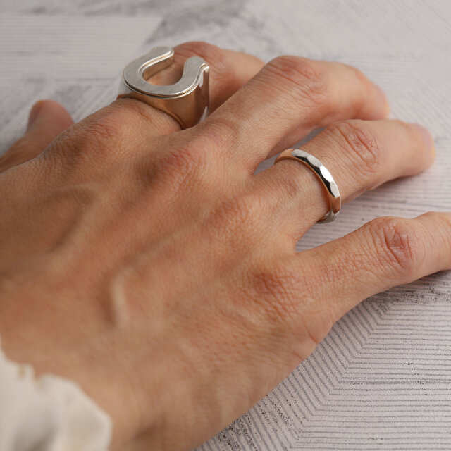 Large Horseshoe Ring_Eclat Ring