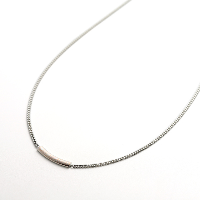 モクメカーブプレートネックレス