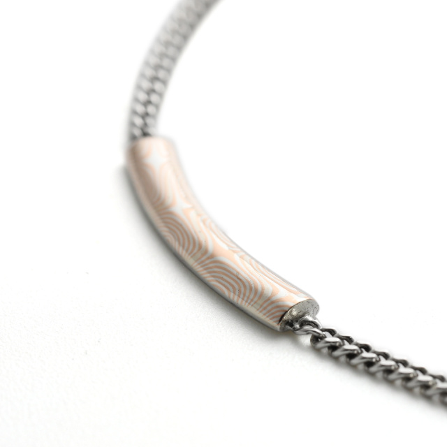 モクメカーブプレートネックレス