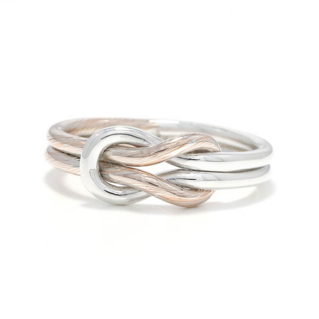 Small Eternal Knot Ring