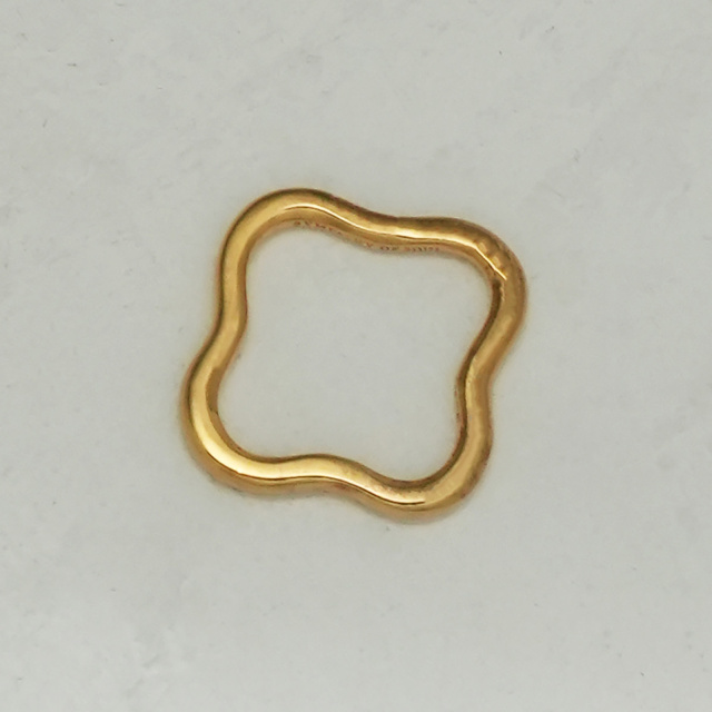 クラウドリング：ゴールドプレート