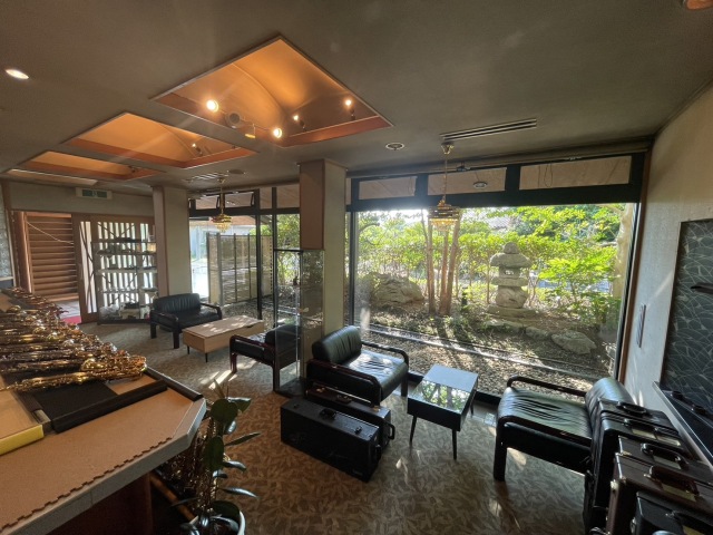 ixus 風雅 Hitachi ZX135US-6 Excavator | VI Equipment Ltd.