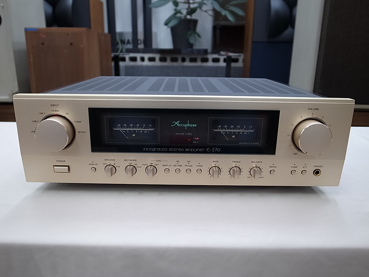 [中古] Accuphase アキュフェーズ E-270 インテグレーテッド・アンプ