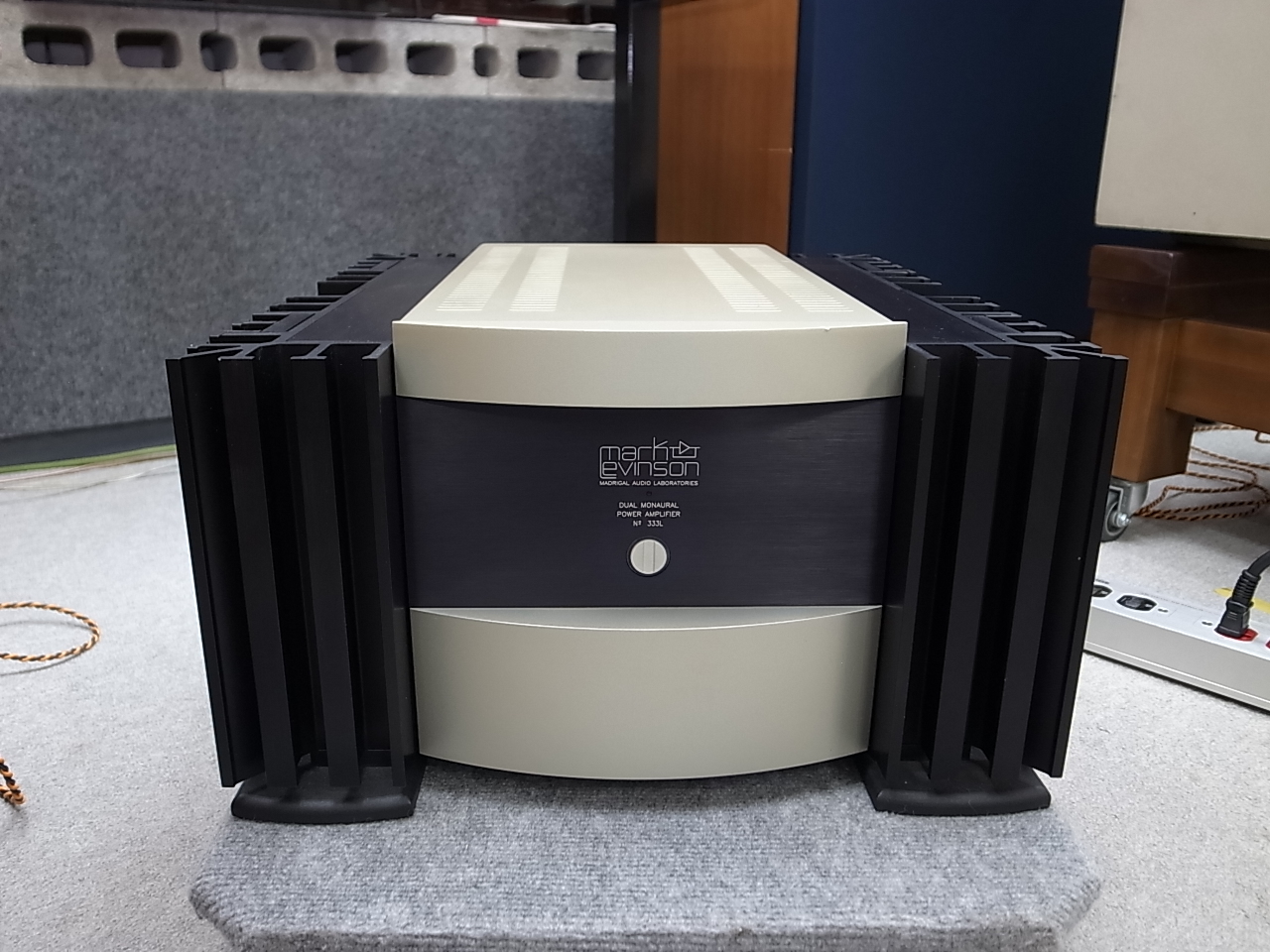 [中古] MARK LEVINSON 333L ステレオパワーアンプ ※発送不可