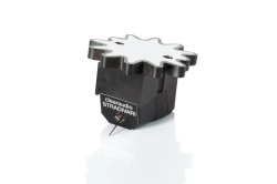 clearaudio クリアオーディオ Stradivari V2 MC MCステレオカートリッジ