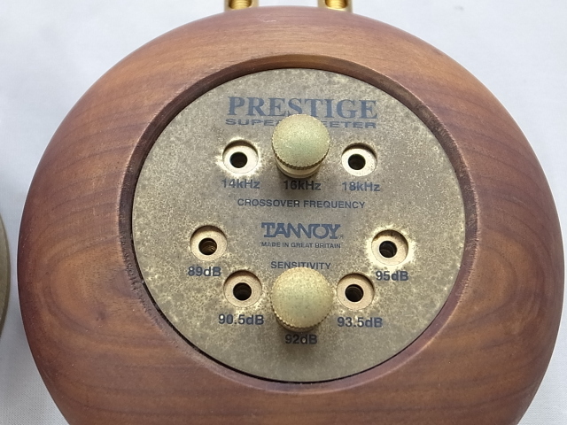 TANNOY ST-200 スーパーツイーター ペア 台座・ハードケース付 TANNOY ST-200 スーパーツイーター ペア 台座・ハードケース付