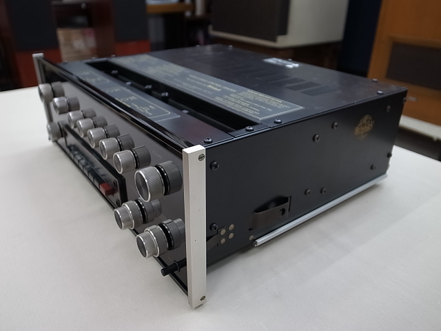 マッキントッシュC34Vプリアンプ McIntosh C34V AUDIO/VIDEO Control Center プリアンプ - 中古