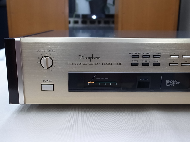 Accuphase アキュフェーズ T-108 シンセサイザー 中古] Accuphase アキュフェーズ T-108 シンセサイザーFM