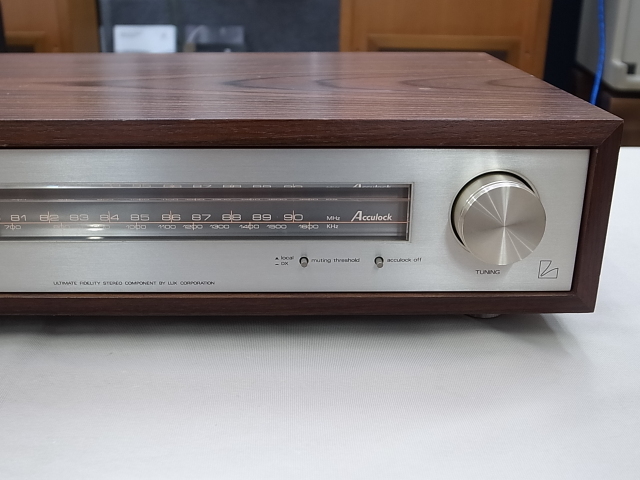 LUXMAN T-40X AM/FMチューナー 中古] LUXMAN T-40X FM/AMチューナー