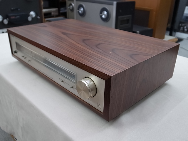 LUXMAN T-40X AM/FMチューナー LUXMAN T-40X AM/FMチューナー LUXMAN T-40X AM/FMチューナー