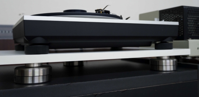 Serenity セレニティ 静寂 Shijima SWI-1 インシュレーター 4個セット