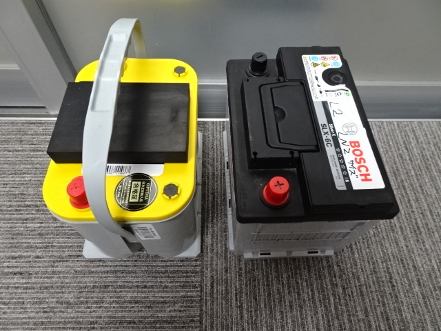 アルファード　ヴェルファイア　30系ハイブリッド車の補機バッテリー　LN2-AYH30YT　オプティマバッテリー　純正比較