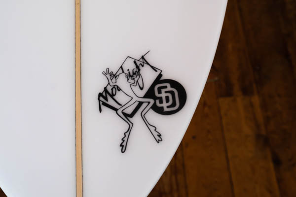 クリステンソン シーバケット ツイン 7'4" CHRISTENSON C-BUCKET TWIN / デッキ ステッカー クローズアップ