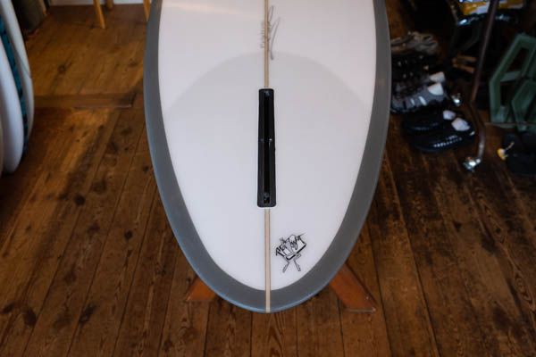 クリステンソン ハンツマン 7'10" CHRISTENSON HUNTSMAN / テール全体とシングルフィンボックス