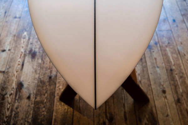 クリステンソン フィッシュ 5'7" CHRISTENSON SURFBOARDS FISH / ノーズ形状 クローズアップ