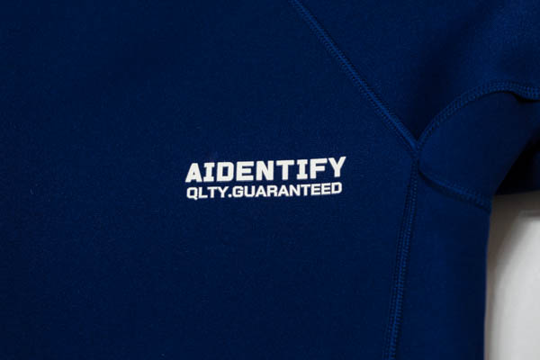 アイデンティファイ 1.5mm W.Jersey Tapper タッパー ネイビー / バックプリント詳細