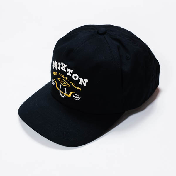 ブリクストン BEEKMAN MP SNAPBACK スナップバックキャップ ブラック / 斜め前