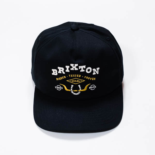 ブリクストン BEEKMAN MP SNAPBACK スナップバックキャップ ブラック / 正面 刺繍グラフィック