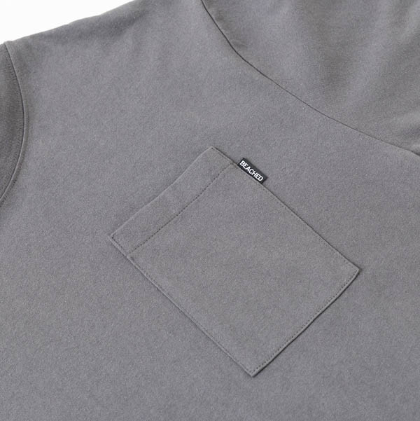 ビーチドデイズ ベーシック ポケット S/S Tee チャコール / ポケットディテール