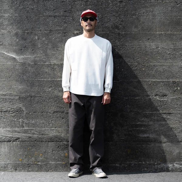 ビーチドデイズ ワッフル ロングスリーブTシャツ ホワイト / 着用イメージ