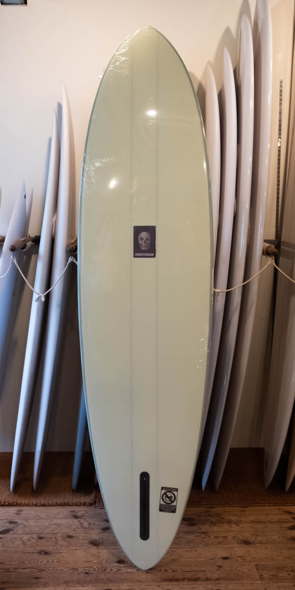 アクアティックディビジョン シーバケット 7'11" セージ / AQUATIC DIVISION C-BUCKET ボトム面全体 クリステンソンロゴとシングルフィンボックス