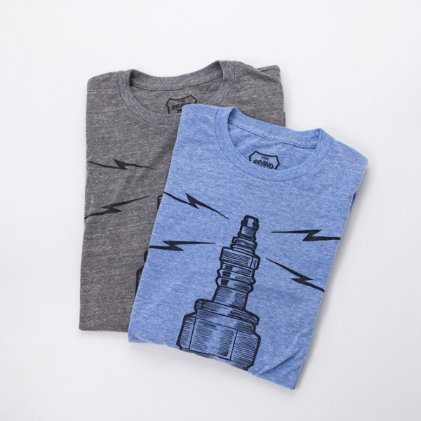 [DYER BRAND] SPARK PLUG Premium S/S T-Shirt